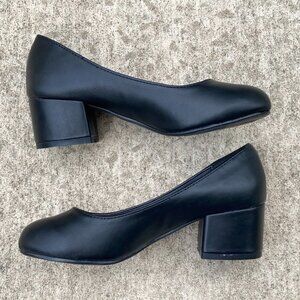 New Andres Machado Size 3 Womens Low Heel Pump
